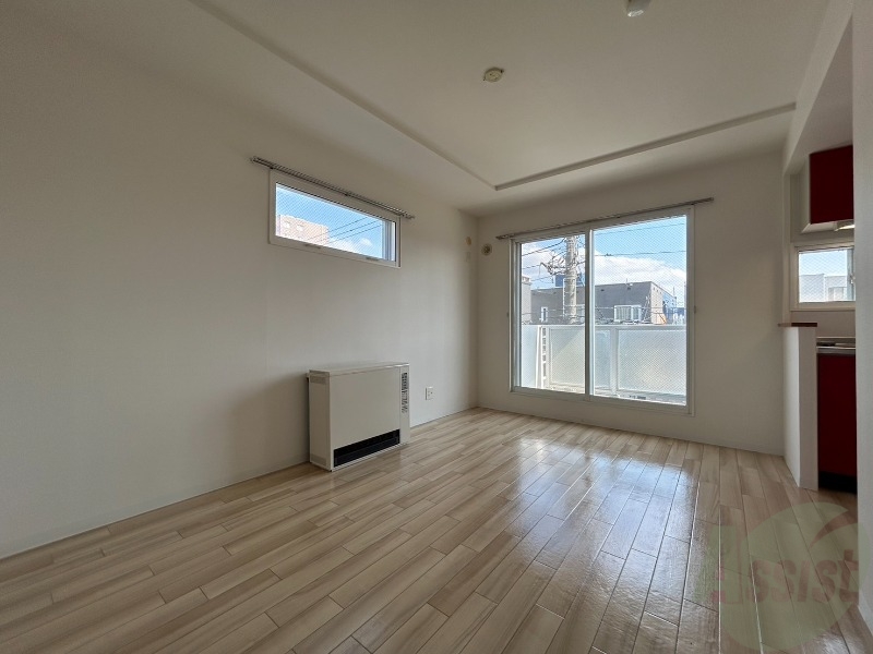居室・リビング　広くてキレイなお部屋が広がっていて、充実した生活が送れそう。