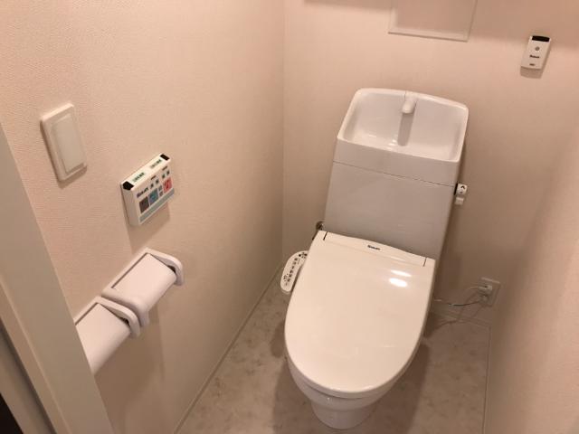 トイレ　シャワー付トイレ