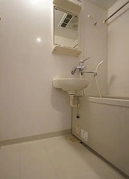 バス・シャワールーム　同物件別部屋参考写真です。