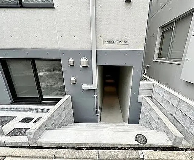 エントランス　エントランス