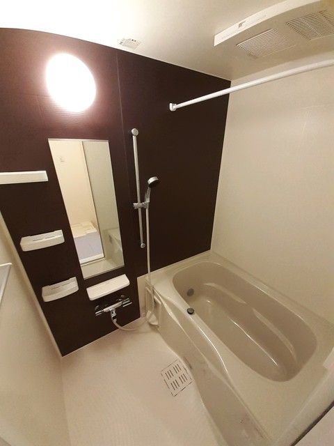バス・シャワールーム　☆ゆったりくつろげるお風呂☆