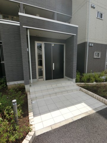 エントランス　オートロック付き☆