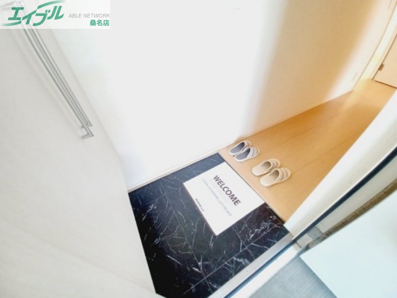 玄関　別部屋同型タイプ