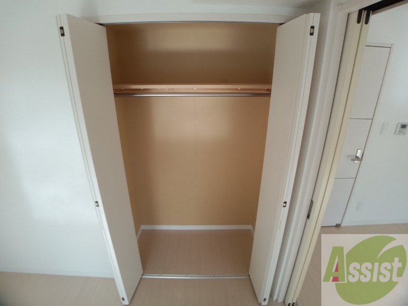 収納　収納もバッチリあるのでお部屋が片付きますよ！