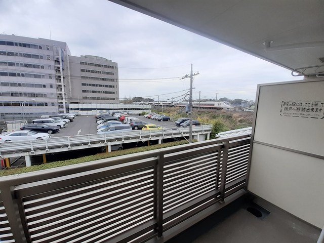 バルコニー　バルコニー付きです