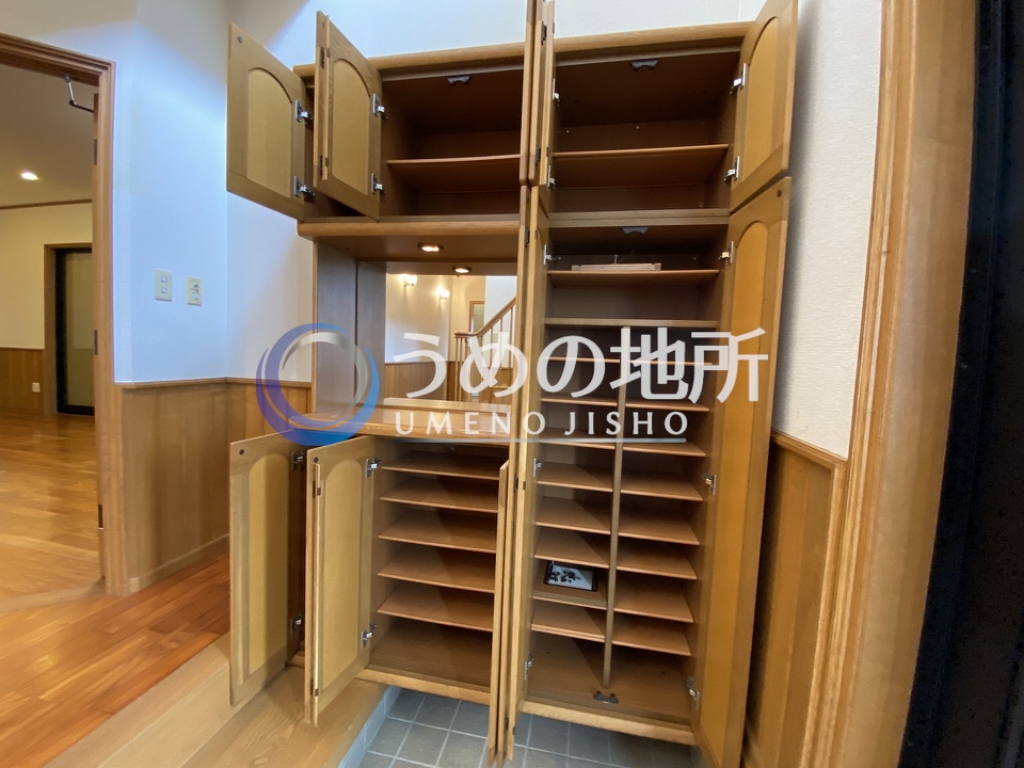 収納　靴箱