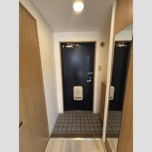 玄関　別室の参考写真です。※現況優先