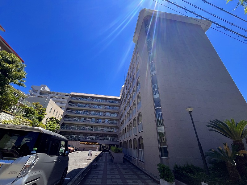 建物外観　外観は落ち着いています