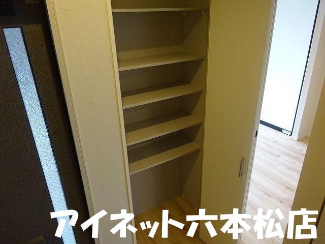 収納　シューズボックスもばっちりです。