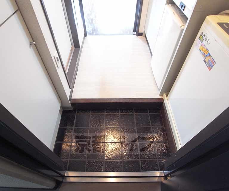 玄関　シンプルな玄関です。