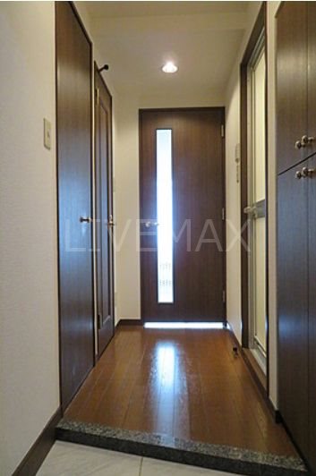玄関　★《見学予約受け付け中》・シリーズ型分譲賃貸マンション★