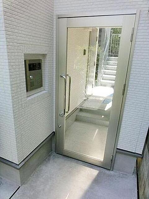 ＪＲ中央線 中野駅 徒歩6分 2階建 築12年の外観写真
