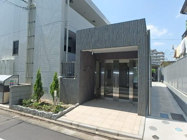 エントランス　エントランス