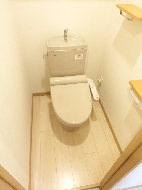 トイレ　トイレ