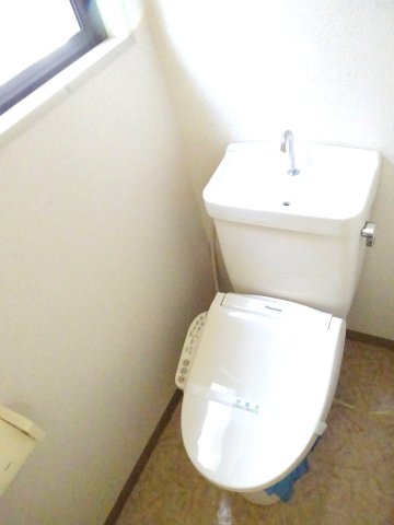トイレ　＊イメージです