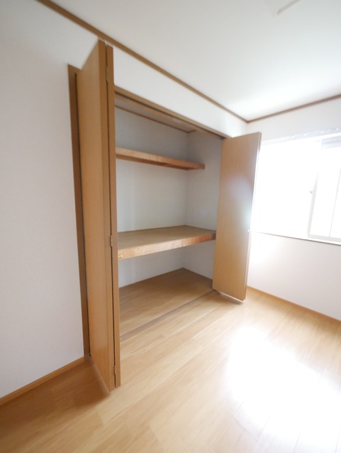 収納　★各部屋に収納スペースがございます★