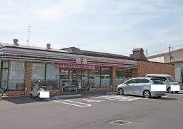 コンビニ　セブンイレブン茨木新和町店（コンビニ）まで528m
