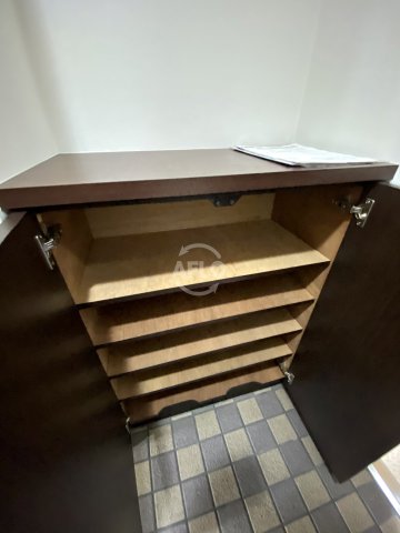 玄関　ローズコーポ本町　玄関