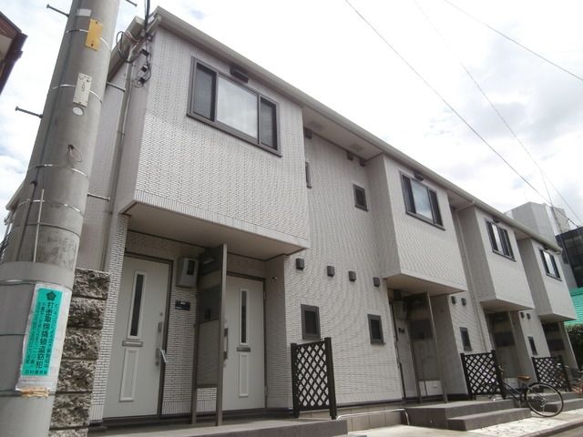 建物外観　☆２０１０年築☆
