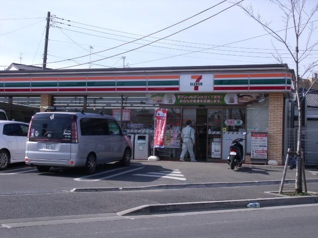 コンビニ　セブンイレブン（コンビニ）まで30m