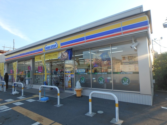 コンビニ　ミニストップ戸田笹目4丁目店（コンビニ）まで870m