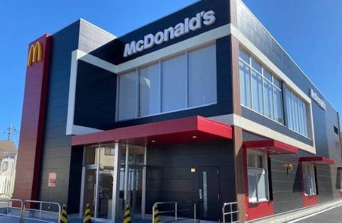 飲食店　マクドナルド 20号つつじヶ丘店（飲食店）まで467m