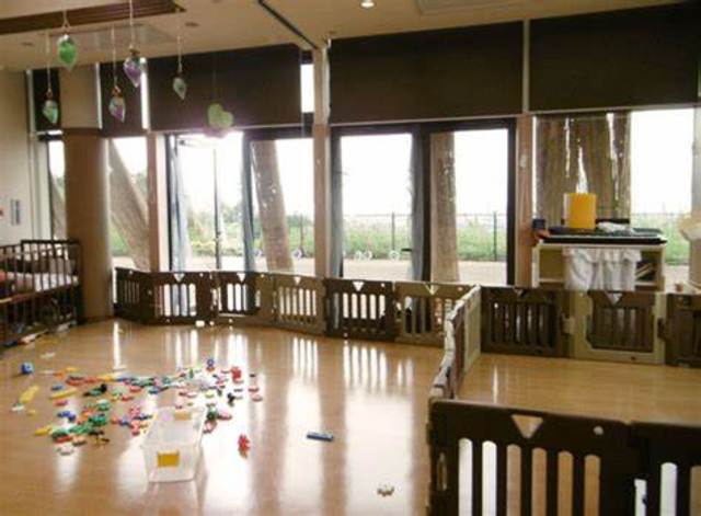 幼稚園・保育園　かしのき保育園（幼稚園・保育園）まで375m