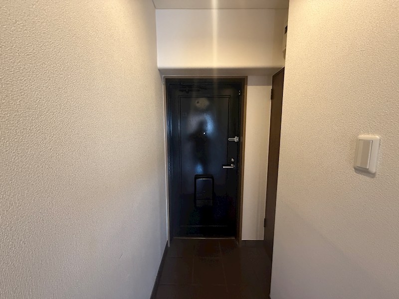 サンプラザ本山南の玄関写真
