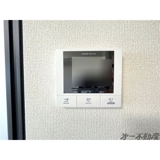セキュリティ　モニター付きインターホン