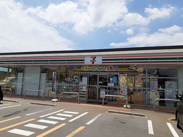 コンビニ　セブンイレブン碧南中町5丁目店（コンビニ）まで440m