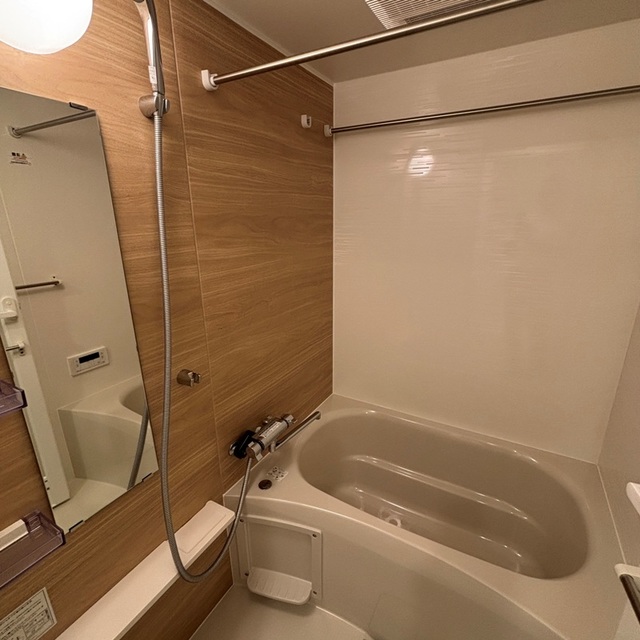 バス・シャワールーム　※写真は同タイプ住戸です。