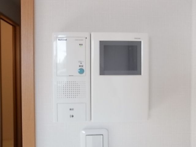 セキュリティ　モニターホンオートロック対応