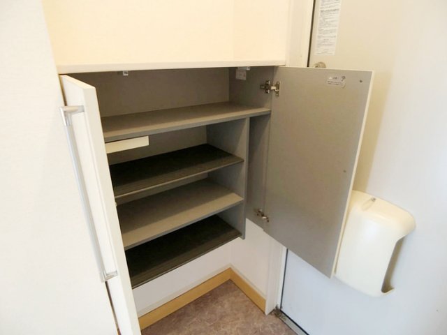 収納　シューズボックス
