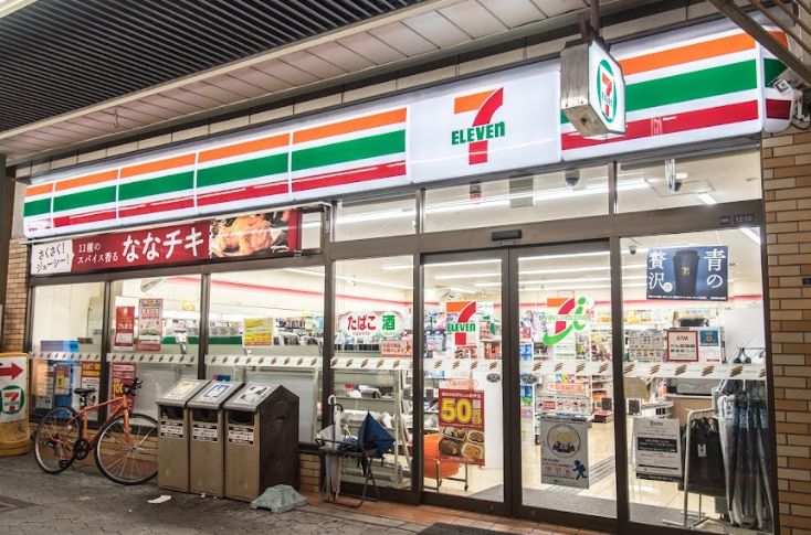 コンビニ　セブンイレブン 大阪堀越町店（コンビニ）まで146m