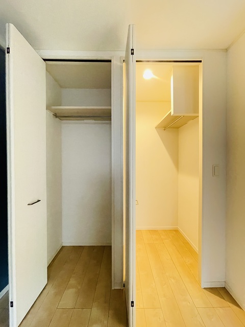 収納　清掃前の写真です