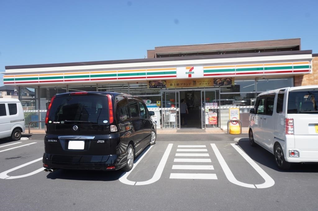 コンビニ　セブンイレブン 松戸松飛台店（コンビニ）まで220m