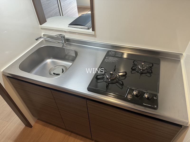 キッチン　※同タイプの別部屋参考写真です。