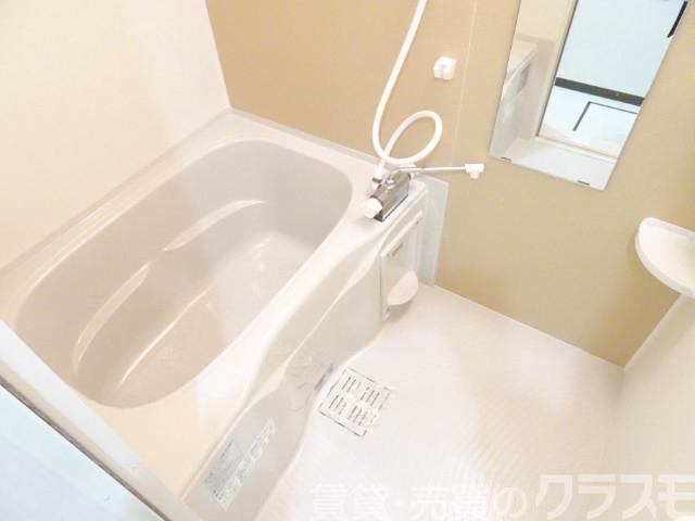 バス・シャワールーム　浴室乾燥機付きバス♪