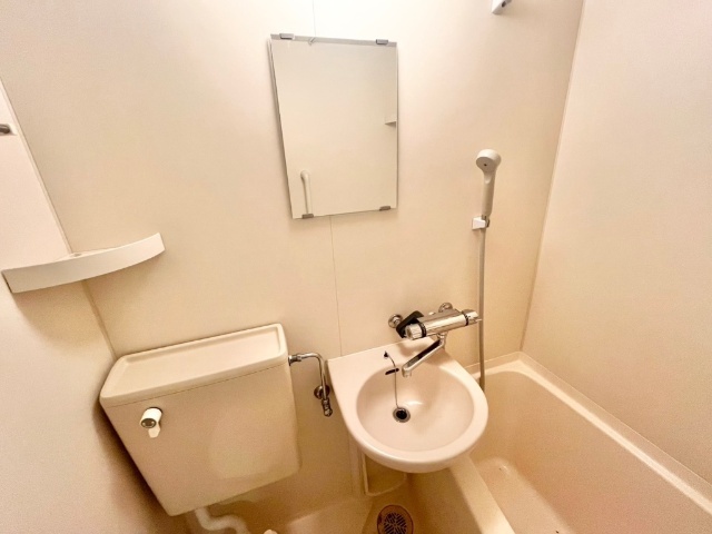 カレッジタウン1号棟の内装写真