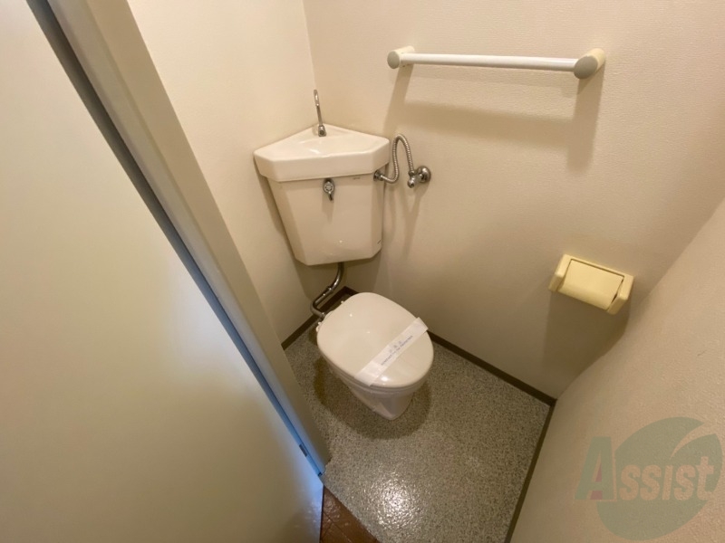 トイレ　こちらはトイレです。清潔感があり、安心して使用できます。