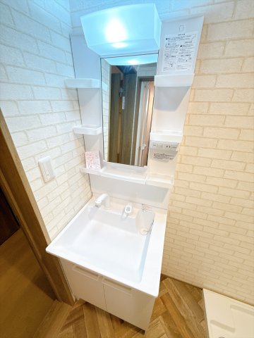 洗面設備　※同物件・同タイプの写真です