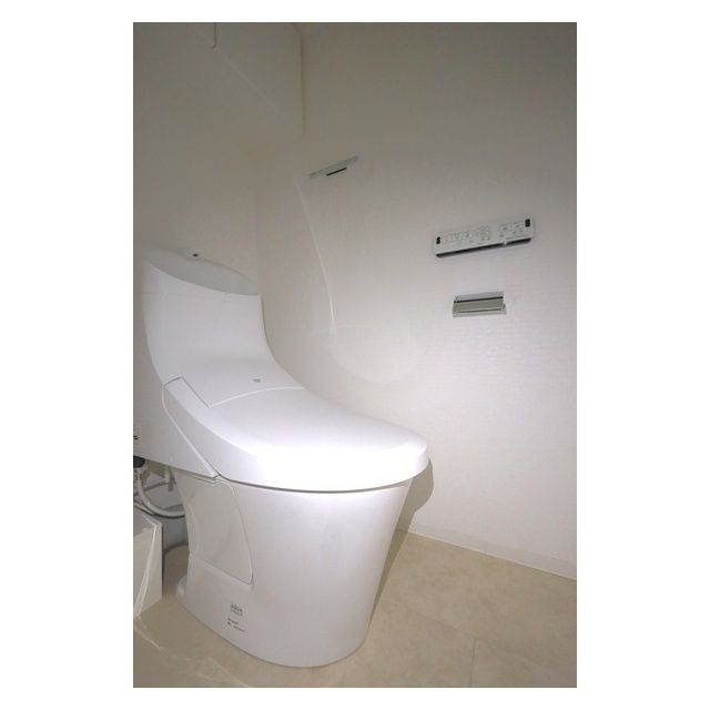 エステムプラザ市谷外濠公園のトイレ写真
