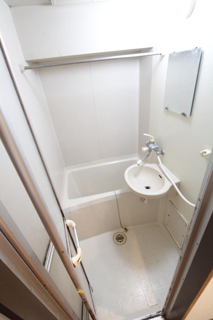 バス・シャワールーム　同タイプ別部屋写真