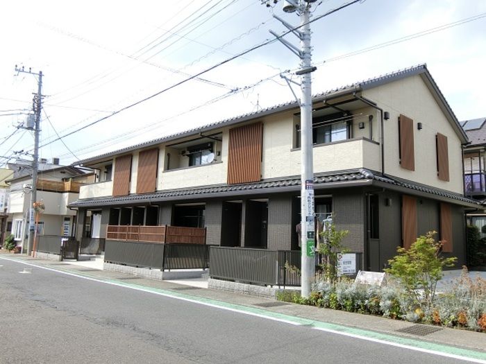 ＪＲ相模線 香川駅 徒歩10分 2階建 築11年の外観写真