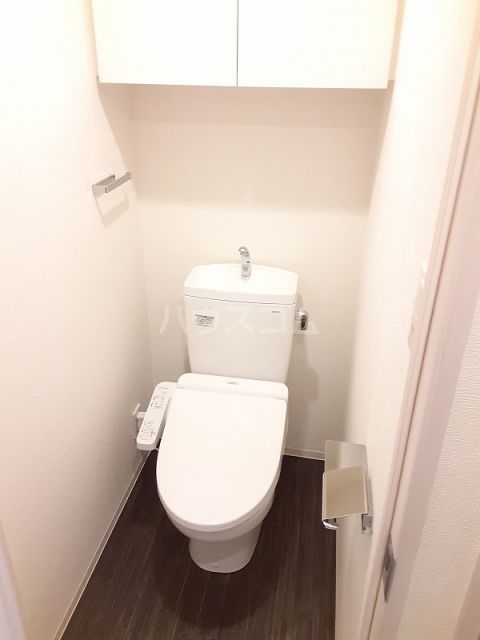 フュージョナル五反野のトイレ写真