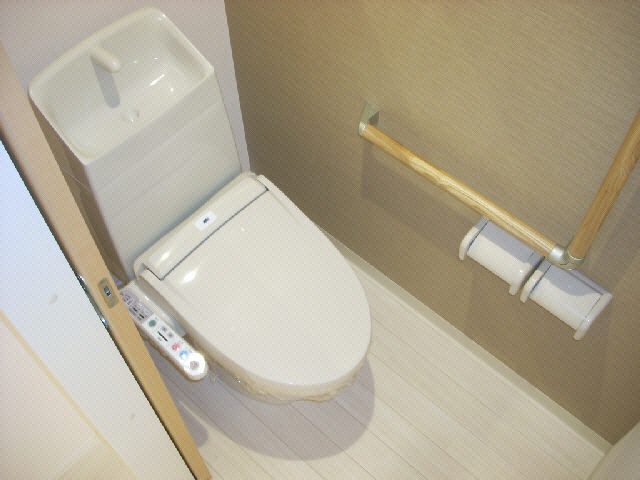 Live GardenIのトイレ写真