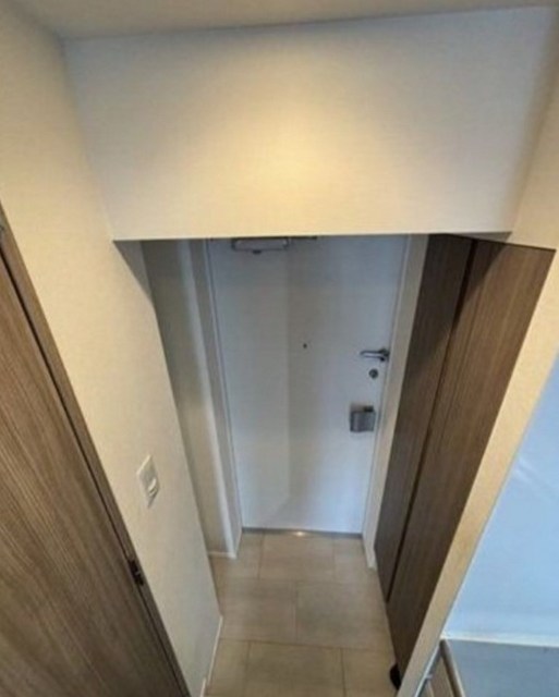 玄関　別部屋同仕様タイプ