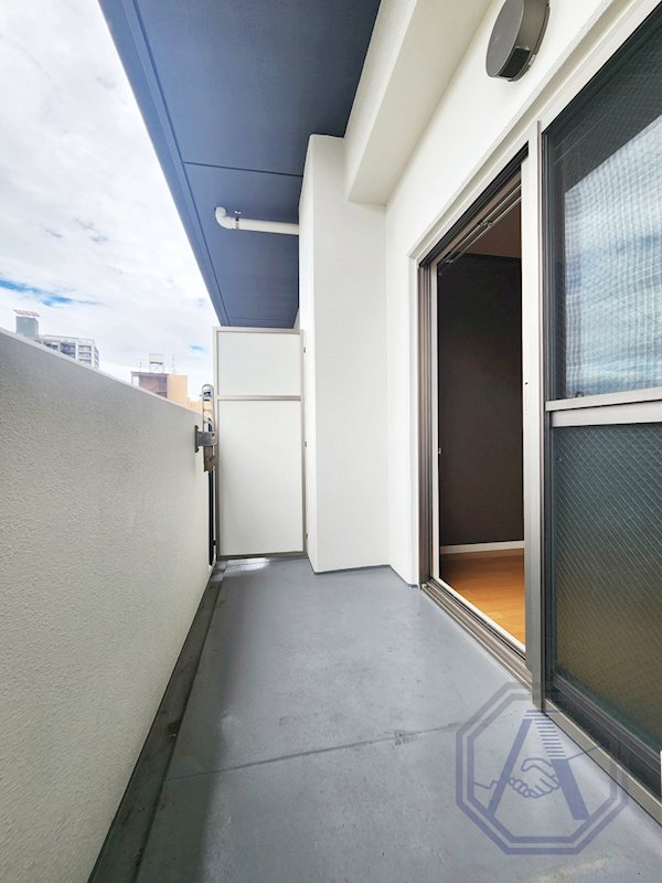 地下鉄千日前線 今里駅 徒歩6分 6階建 築18年の内装写真