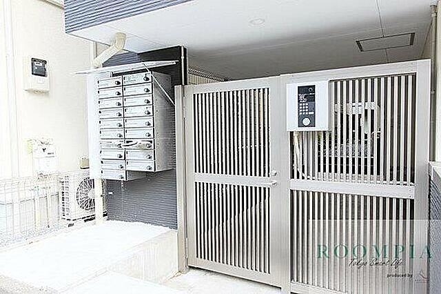 エントランス　グランドエミネンス氷川台　練馬区氷川台４