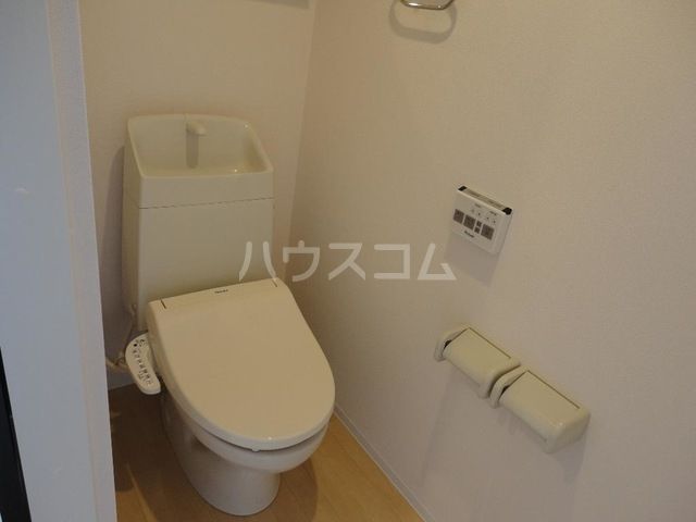 Tommy Residenceのトイレ写真